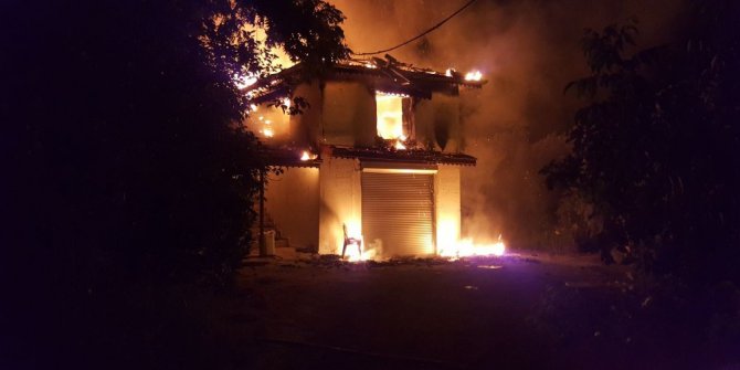 Manavgat’ta ev yangını