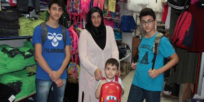 Velilerin okul alışverişi telaşı başladı