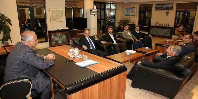 Ak Parti Genel Merkez’den Üzümlü Belediyesine Ziyaret