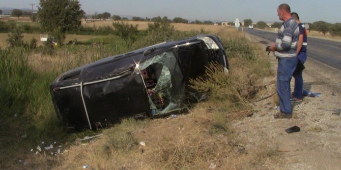 Bayramiç’te trafik kazası, 3 yaralı