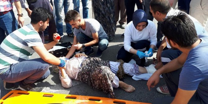 Otomobilin çarptığı yaşlı kadın ağır yaralandı