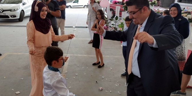 Erkekliğe ilk adım zeybekle kutlandı