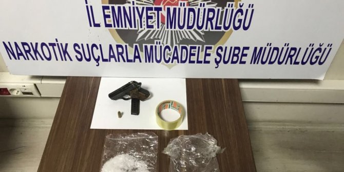 Zehir tacirleri gözaltına alındı