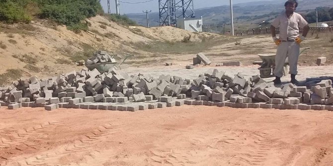 Köylerde parke seferberliği sürüyor