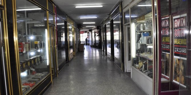 Japon Pasajı kan ağlıyor