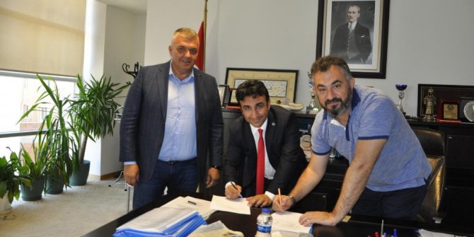 Akhisar’daki hayvan bakımevi büyükşehire devredildi