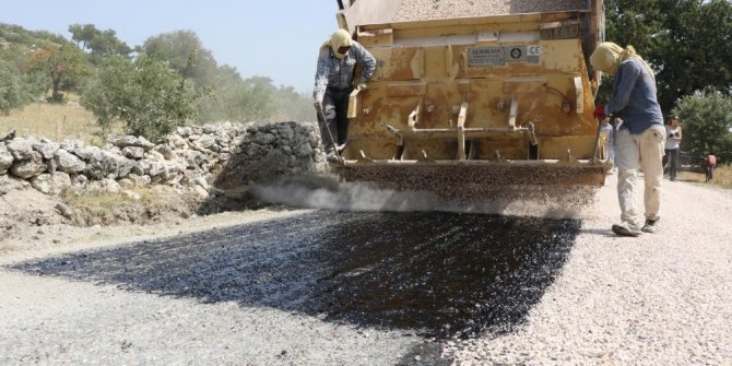 Demirci’de 25 kilometrelik yol asfalta kavuşuyor