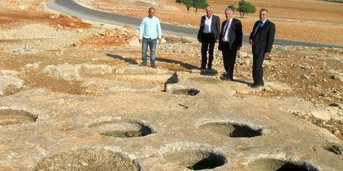 Araban’daki Tarihi Üzüm İşlikleri Ve Kaya Mezarları Korunacak