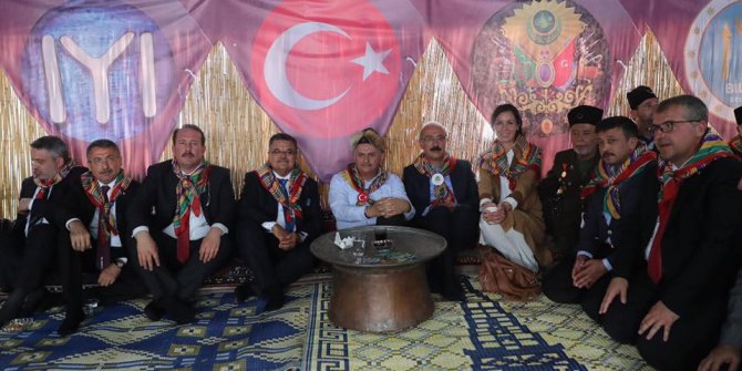 Başbakan Binali Yıldırım, Kayı Obasını ziyaret etti