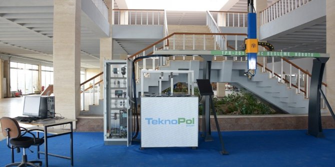 Selçuk’tan, sanayide operatör ihtiyacına robotlu çözüm