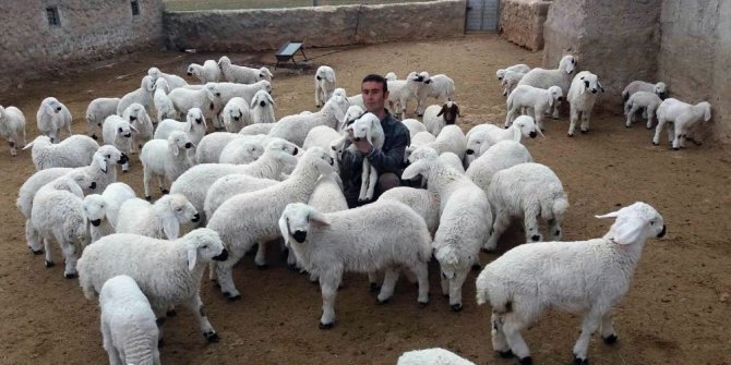 Nişanlısının gözü önünde boğuldu