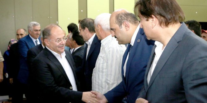 Başkan Orhan, AK Parti ilçe kongresinde konuştu