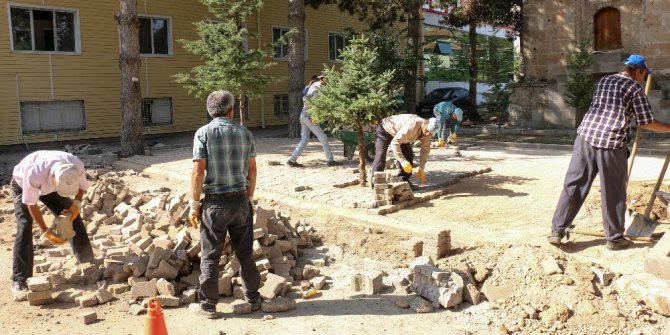 Yahyalı Belediyesi’nden Devlet Hastanesi’ne otopark