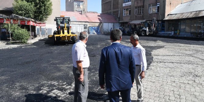 Muş’ta asfalt çalışmasısı