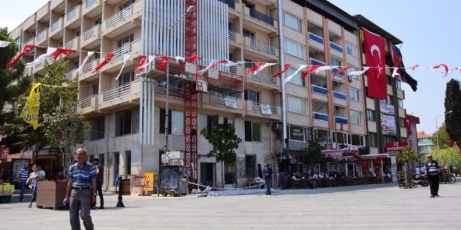 Alaşehir Belediyesi yeni hizmet binası için gün sayıyor