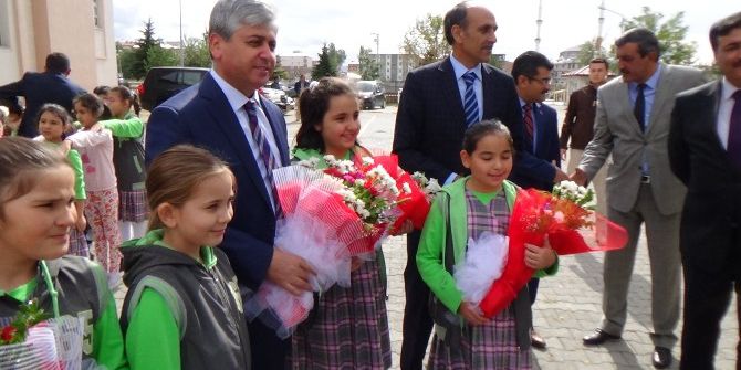 Kars’ta İlköğretim Haftası