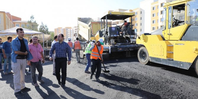 Karaköprü’de sıcak asfalt çalışması