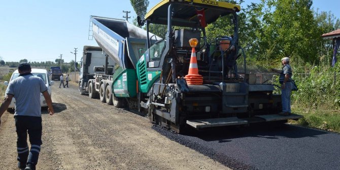 Yeşilyayla’ya sıcak asfalt