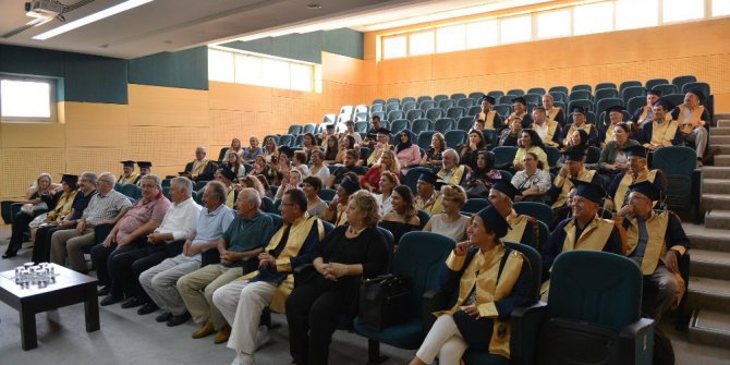 SAÜ’lü eski mezunlar kep attı