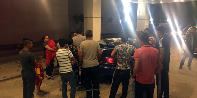 Otomobil bagajında hastaneye götürüldü