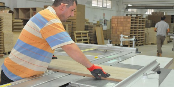 Ayhan: "Mesleki eğitime her zaman ihtiyaç var"