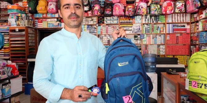 Kırtasiyecilerden velilere okul çantası uyarısı