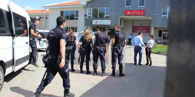 Edirne mülteci barınma evinde sıcak dakikalar