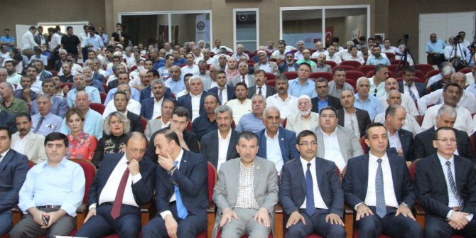 Yeni kimliklerden 10 milyonuncusu Şanlıurfa’da sahibine teslim edildi