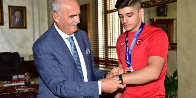 Başkan Yılmaz: “Samsun güreşin başkenti”