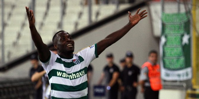 Dzon Delarge küllerinden doğdu