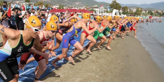 Alanya’da Triathlon heyecanı