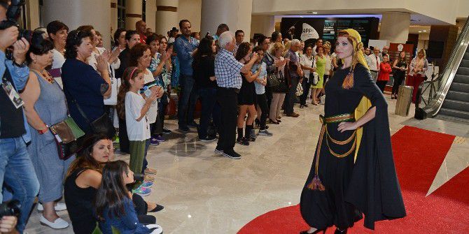 Expo’da ’Yörük Gelini Sergisi’ne Defileli Açılış