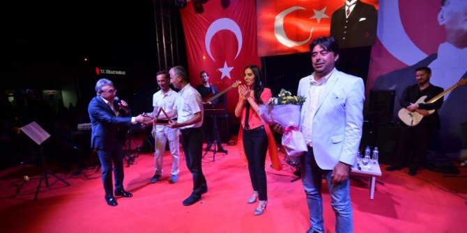 Foça Festivali’nde muhteşem final