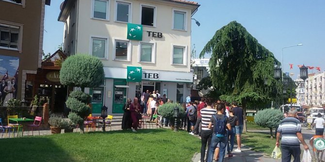 Edirne’de harç kuyruğu başladı