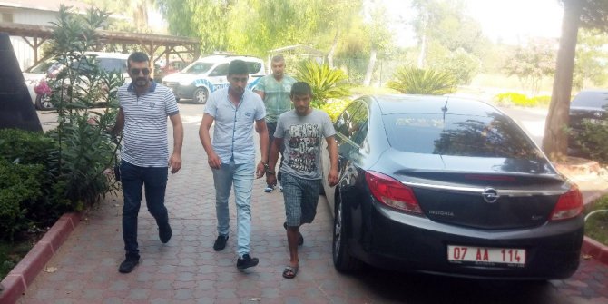 Antalya’da uyuşturucu operasyonu: 2 gözaltı