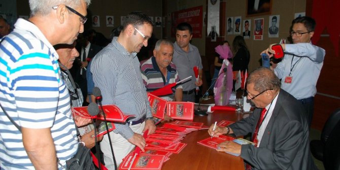 ’Şehitlerimiz’ kitabının geliri şehit aileleri derneğine bağışlanacak