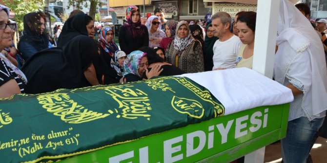 Tatilde ölen sağlıkçı son yolculuğuna uğurlandı