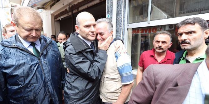 Başbakan Yardımcısı Canikli Ve İçişleri Bakanı Soylu Selden Zarar Gören Beşikdüzü İlçesinde İncelemelerde Bulundu