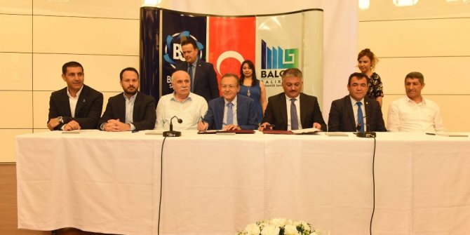 Marangozlar Sitesi için imzalar atıldı