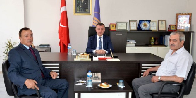 Vali Büyükakın’dan Esnaf ve Sanatkarlar Odası’na ziyaret