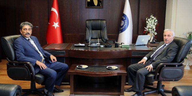 Vali Kamçı KYK ve Mühimmat Bölge Komutanlığını Ziyaret Etti