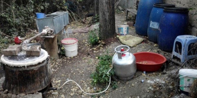 Tokat’ta sahte rakı operasyonu