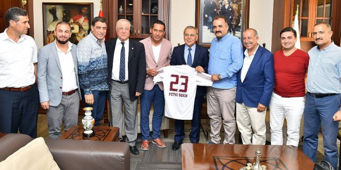 Fethi Sekin için geldiler