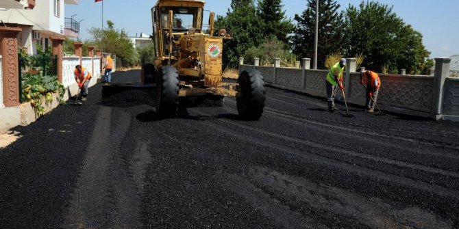 Kepez’de 3 mahalleye yeni asfalt