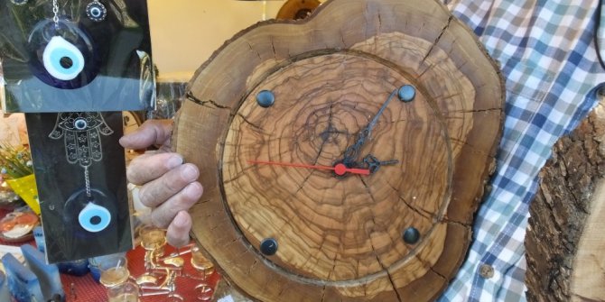 Burhaniye’de zeytin odunları hediyelik eşya oldu