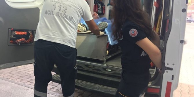 İskeleden düşen işçi yaralandı