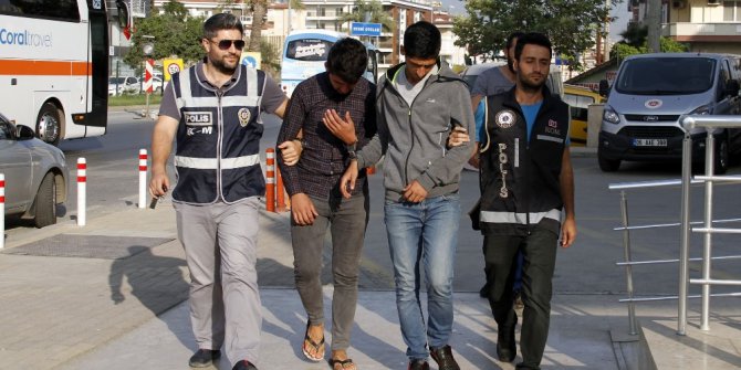 Uyuşturucu tacirleri tutuklandı