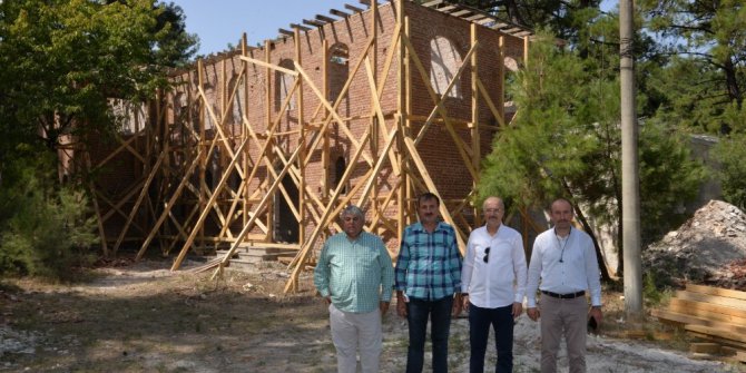 Tarihi okul restore ediliyor