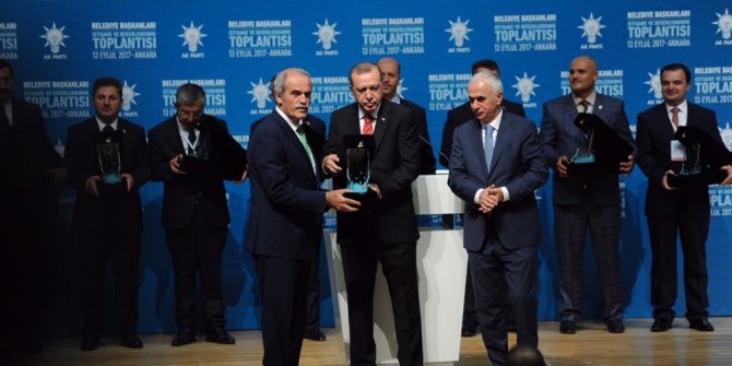 Cumhurbaşkanı Erdoğan’dan Bursa Büyükşehir Belediyesi’ne ödül