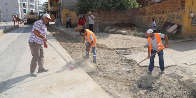 Turgutlu’da yollar düzenleniyor